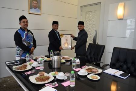 JAKESS KUNJUGI MENTERI AGAMA